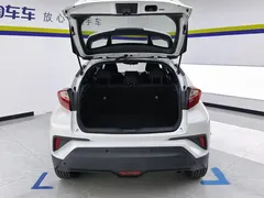2020 Toyota IZOA 2.0L, белый — фото 2