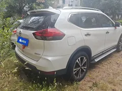 2021 Nissan X-Trail 2.5L CVT 4WD XL ITS Luxury, белый — фото 3