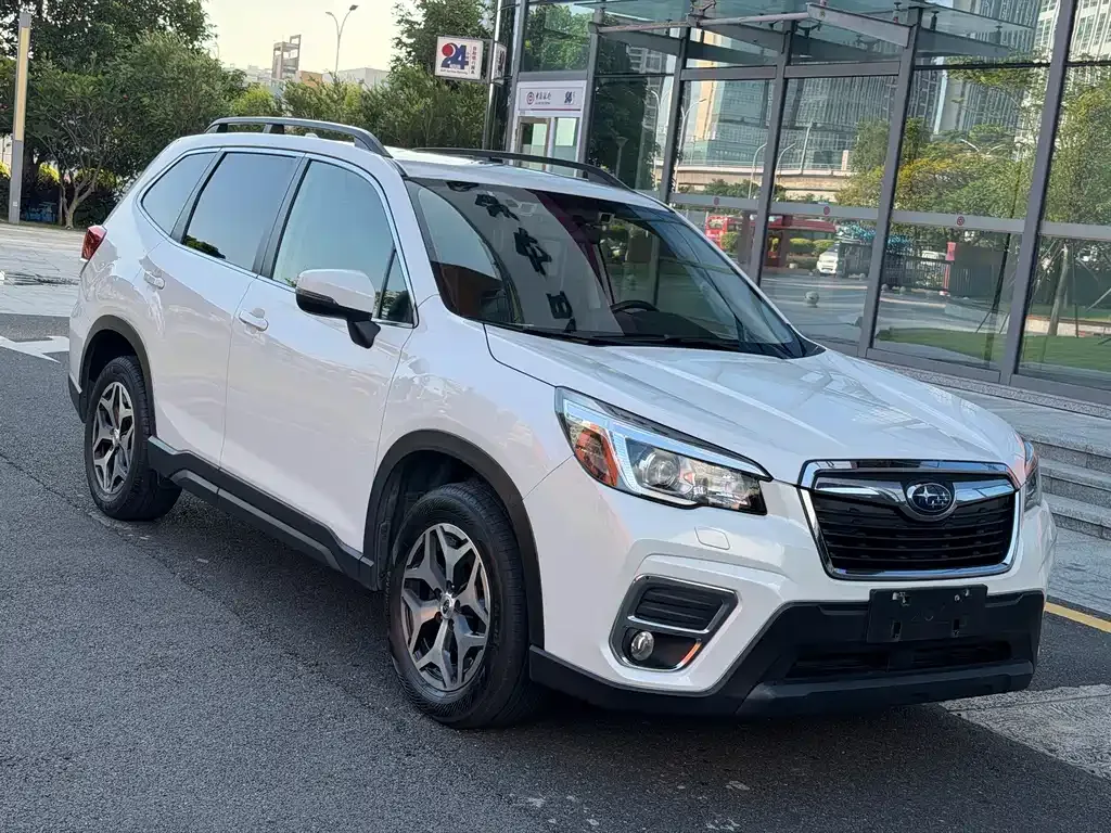 2021 Subaru Forester 2.0i Luxury EyeSight