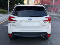 2021 Subaru Forester 2.0i Luxury EyeSight, белый — фото 3