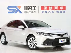 2021 Toyota Camry 2.0G Luxury — фото 3