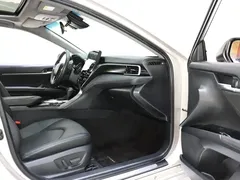2021 Toyota Camry 2.0G Luxury — фото 7