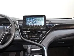2021 Toyota Camry 2.0G Luxury — фото 13