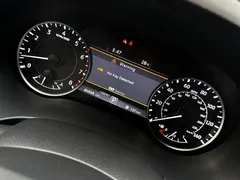 2023 Nissan Patrol 5.6L Platinum, белый — фото 4