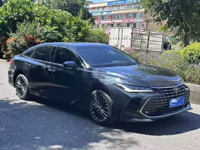 2023 Toyota Avalon 2.0L XLE Premium