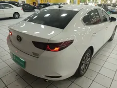 2020 Mazda 3 1.5L AT Sunroof, белый — фото 7