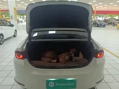 2020 Mazda 3 1.5L AT Sunroof, белый — фото 19