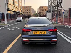 2020 Audi A4L 40 TFSI quattro Luxury Dynamic — фото 5