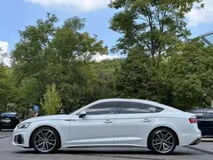 2021 Audi A5 Sportback 40 TFSI quattro Luxury Sport, белый — фото 10