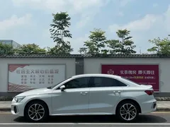 2023 Audi A3L Limousine 35 TFSI Sport, белый — фото 7