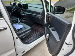 2022 Honda Odyssey 2.0L e:HEV Hybrid, белый — фото 8