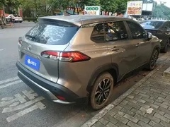 2022 Toyota Frontlander 2.0L CVT Luxury — фото 3