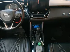 2022 Toyota Frontlander 2.0L CVT Luxury — фото 16