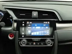 2019 Honda Civic 220TURBO CVT, белый — фото 11