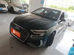 2022 Audi A3 Sportback 35 TFSI Fashion Sport, зелёный — фото 1