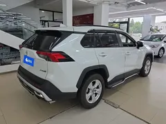 2021 Toyota RAV4 2.0L CVT 2WD Urban, белый — фото 3