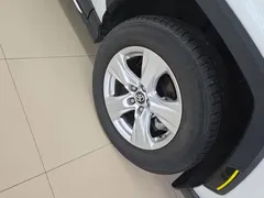 2021 Toyota RAV4 2.0L CVT 2WD Urban, белый — фото 6