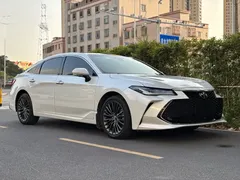 2022 Toyota Avalon 2.5L Touring Premium, белый — фото 3