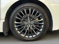 2022 Toyota Avalon 2.5L Touring Premium, белый — фото 32