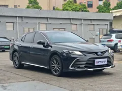 2023 Toyota Camry Hybrid 2.5HG Luxury, чёрный — фото 3