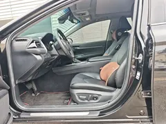 2023 Toyota Camry Hybrid 2.5HG Luxury, чёрный — фото 4