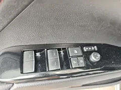 2023 Toyota Camry Hybrid 2.5HG Luxury, чёрный — фото 10