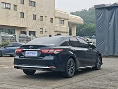 2023 Toyota Camry Hybrid 2.5HG Luxury, чёрный — фото 15