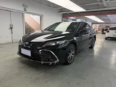 2021 Toyota Camry Hybrid 2.5HG Luxury, чёрный — фото 1