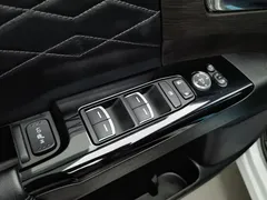 2024 Honda Elysion 2.0L e:HEV Luxury, белый — фото 9