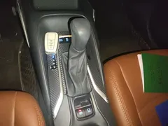 2021 Toyota Corolla Hybrid 1.8L E-CVT Elite, белый — фото 10