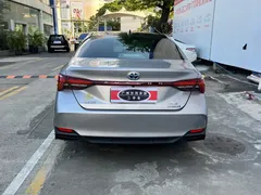 2022 Toyota Avalon Hybrid 2.5L XLE Premium — фото 7