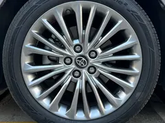 2022 Toyota Avalon Hybrid 2.5L XLE Premium — фото 10
