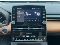 2022 Toyota Avalon Hybrid 2.5L XLE Premium — фото 22