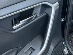 2021 Toyota RAV4 Hybrid 2.5L E-CVT 2WD Elite, чёрный — фото 26