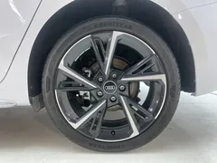2023 Audi A3 Sportback 35 TFSI Fashion Sport, белый — фото 28