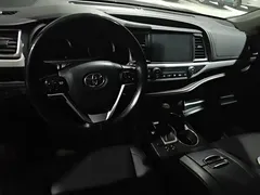 2021 Toyota Highlander 2.0T 4WD Luxury 7, чёрный — фото 11