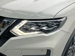 2021 Nissan X-Trail 2.5L CVT 4WD XL ITS Luxury, белый — фото 10