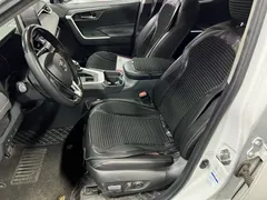 2021 Toyota RAV4 2.0L CVT 4WD Fashion, белый — фото 13