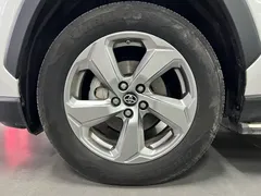 2021 Toyota RAV4 2.0L CVT 4WD Fashion, белый — фото 20