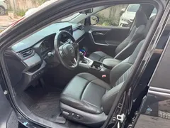 2023 Toyota Wildlander 2.0L CVT 2WD Luxury Plus, чёрный — фото 8