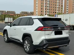 2022 Toyota Wildlander 2.0L CVT 2WD Luxury Plus, белый — фото 9