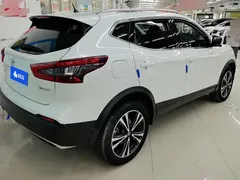 2022 Nissan Qashqai 2.0L CVT XV Prem Luxury, белый — фото 3