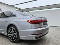 2023 Audi A8L 55 TFSI quattro Flagship — фото 9
