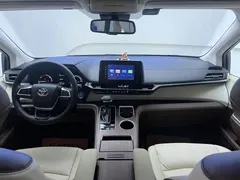 2021 Toyota Sienna 2.5L Hybrid Luxury, белый — фото 8