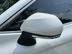 2021 Toyota Camry 2.5G Luxury, белый — фото 8