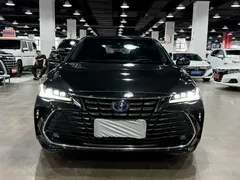 2023 Toyota Avalon Hybrid 2.5L Luxury, чёрный — фото 2