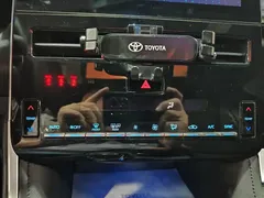 2023 Toyota Avalon Hybrid 2.5L Luxury, чёрный — фото 13