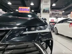 2023 Toyota Avalon Hybrid 2.5L Luxury, чёрный — фото 19