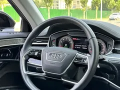 2022 Audi A8L 50 TFSI quattro Comfort Collector's Edition, чёрный — фото 8