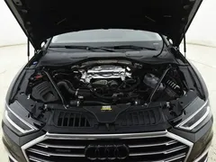 2022 Audi A8L 50 TFSI quattro Comfort Collector's Edition, чёрный — фото 17
